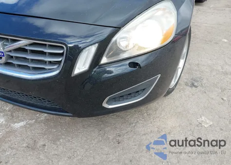 2013 Volvo S60 T5 из США, поврежденный, VIN YV1612FS1D2220344